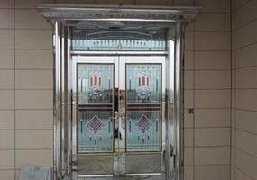 不锈钢门清洁保养指南 304不锈钢防盗门的清洗方法与注意事项