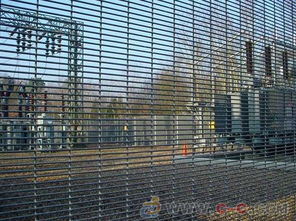 车站护栏与防盗门 城市安全的双屏障